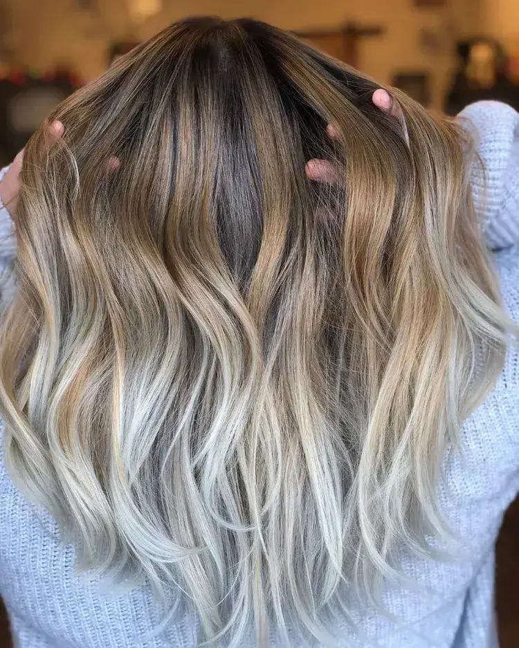 coloring effect ombre brown caramel platinum blonde highlights