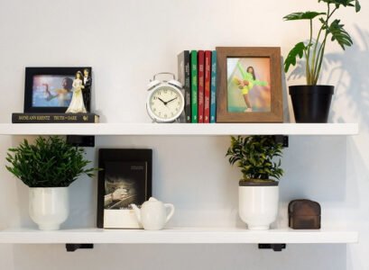 diy floating shelves_diy guide floating shelves