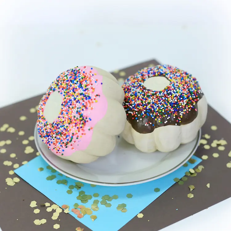 DIY colorido simple donut calabaza artesanía decoración