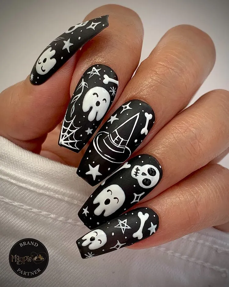  black and white gel manicure halloween