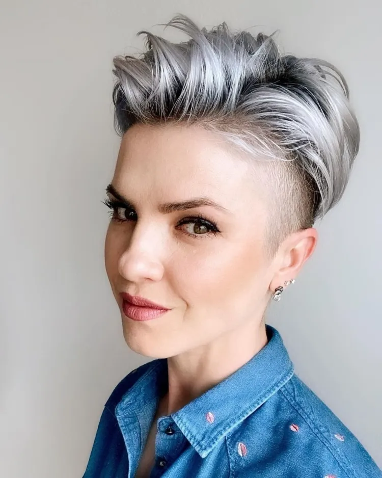 salt and pepper hair woman 30 years old pixie undercut fall 2022