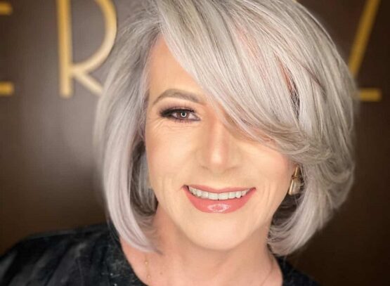 Anti-aging-hairstyle-for-women-over-50-bob-with-side-swept-bangs