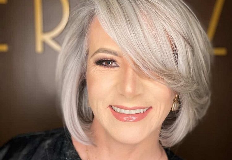 Anti-aging-hairstyle-for-women-over-50-bob-with-side-swept-bangs