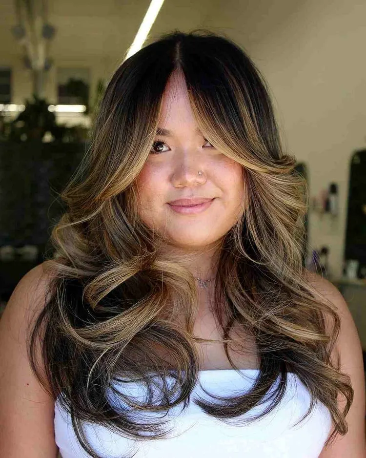 hairstyles for chubby women Black hair with blond highlights