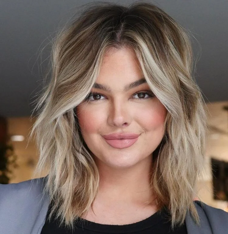 Blonde highlights for chubby women