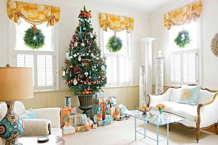 Christmas decoration idea for a small living room