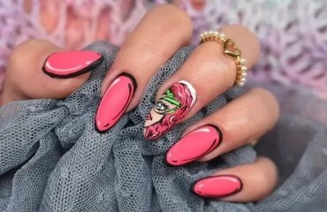 Comic-nails-are-the-coolest-nail-trend-for-winter-2022