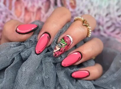Comic-nails-are-the-coolest-nail-trend-for-winter-2022