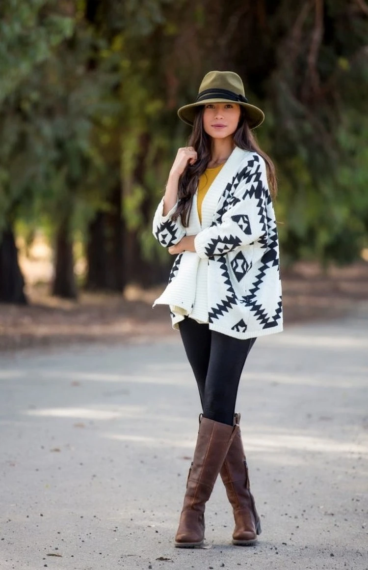 fall look Aztec cardigan with leggings and boots
