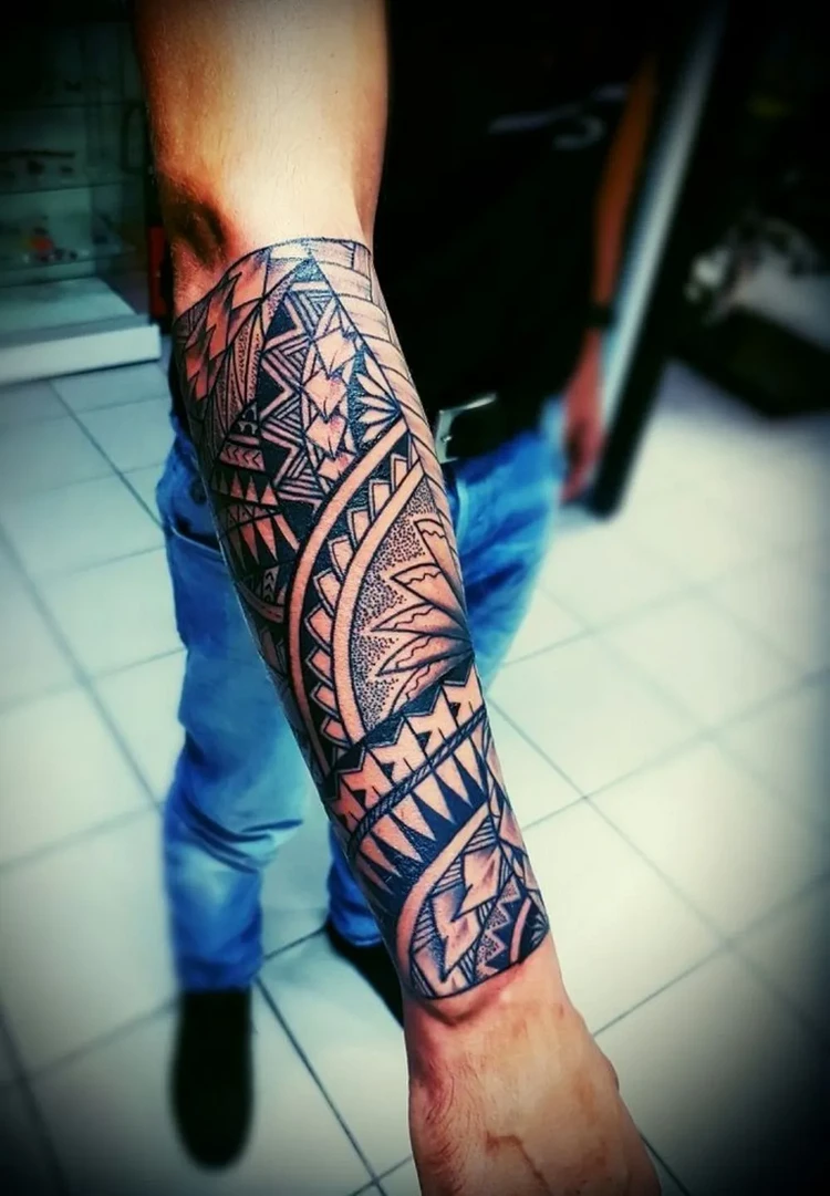 Share 98+ about tribal forearm tattoos for men best .vn