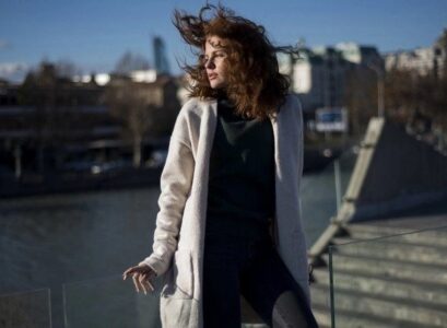 How-to-wear-a-cardigan-in-fall