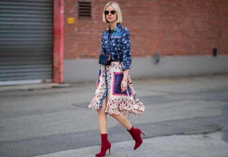 How-to-wear-sock-boots-the-must-have-chic-shoes-for-winter 2022-2023