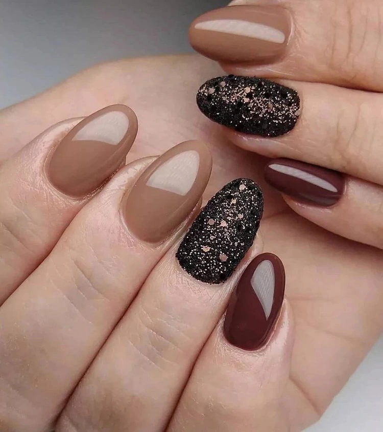Winter 2022 nail color trends