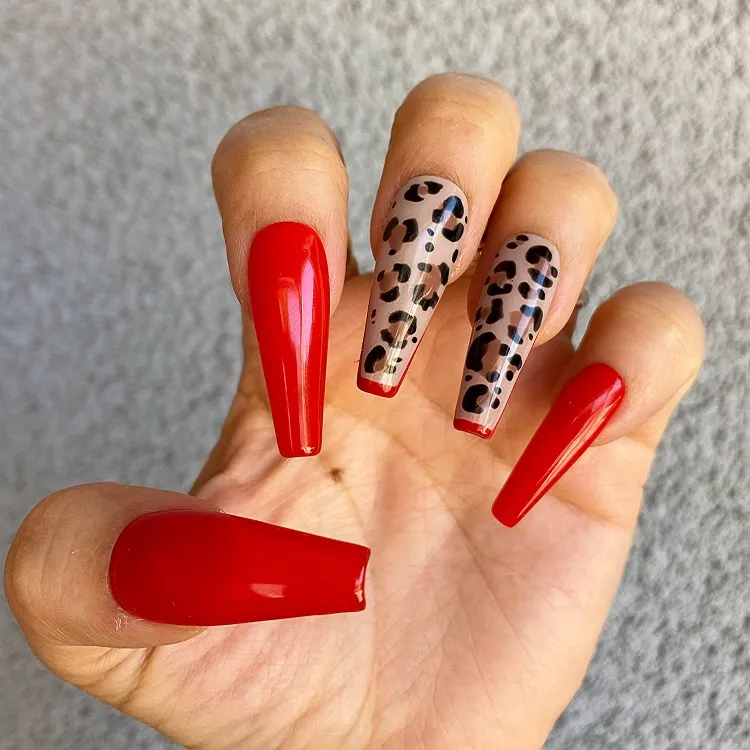 animal print manicure in red and black