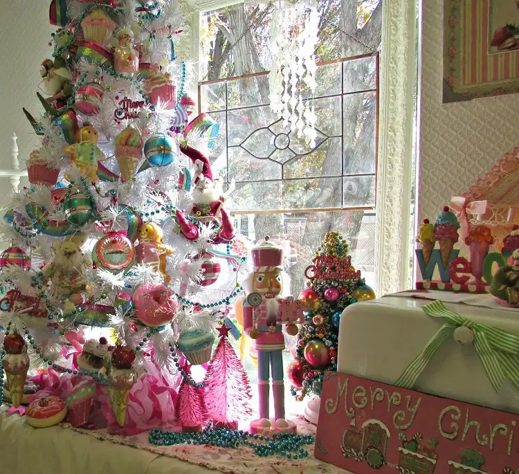 candy land christmas tree decorations trends nutcracker donut pink winter wonderland romantic cute