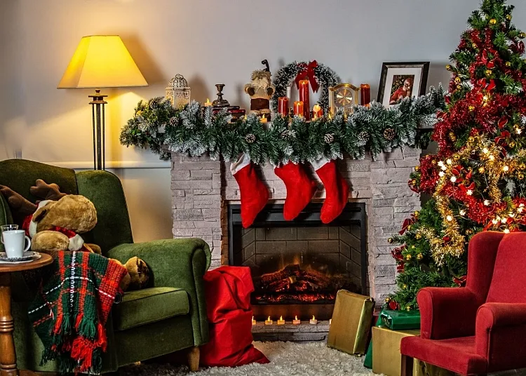 christmas decoration 2022 red green fir fireplace interior ideas