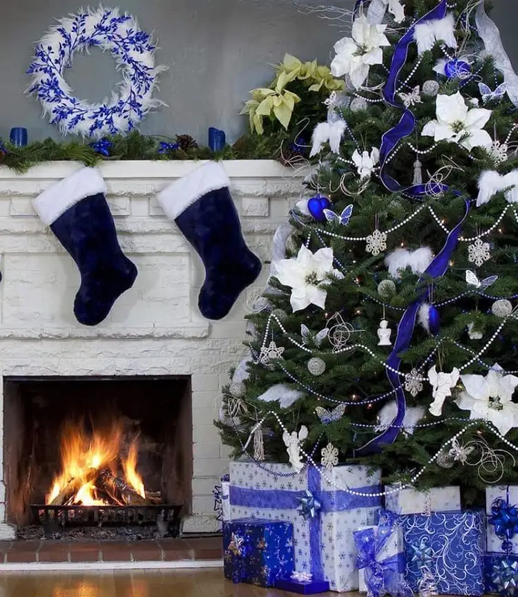 christmas decoration ideas 2022 navy blue color shade trends winter fairytale