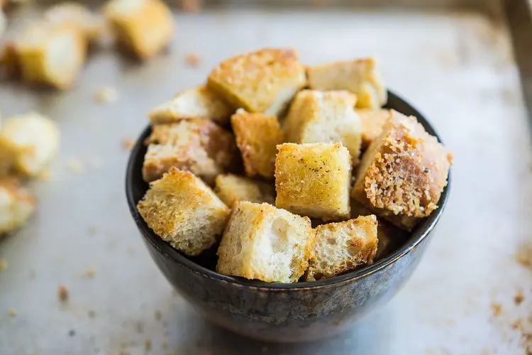 croutons cesar salad recipe easy to make homemade thanksgiving