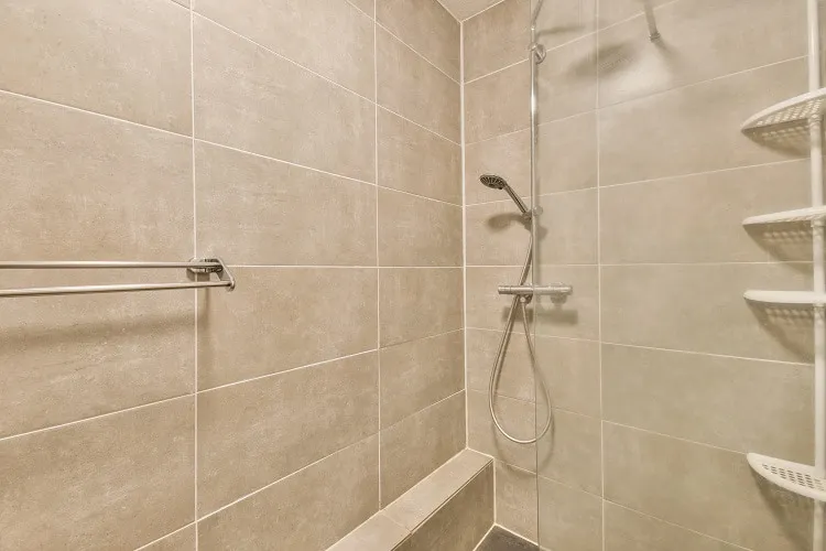 easy ways to clean a shower_shower cleaning tips