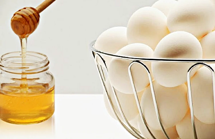 hair mask egg yolk honey effective and easy to prepare