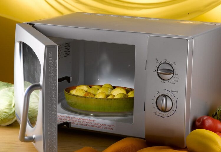 how long to microwave a potato baked jacket cooking recipe easy simple delicious
