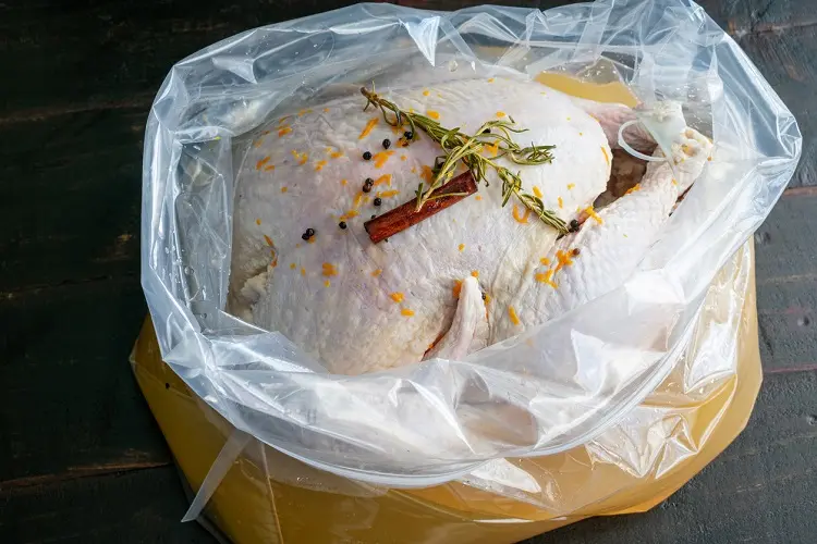 how to brine a turkey thanskgiving recipes to try new techniques marinated roasted