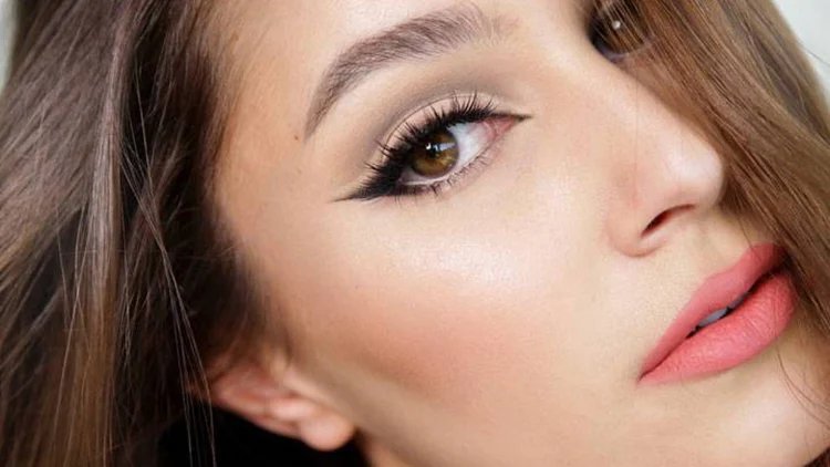 how to do cat eyeliner step by step tutorial cat eyes effect