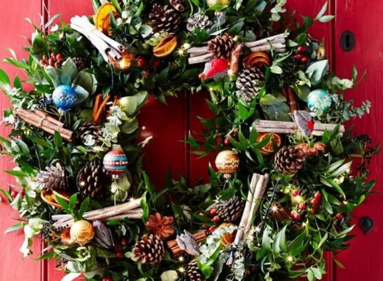 how to make a christmas wreath_DIY christmas wreath
