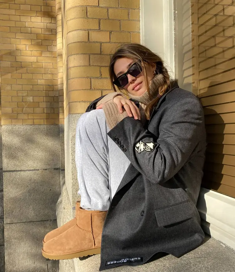 Fall 2022 Trends: Ugg Tasman Slippers and 4 ways to style them