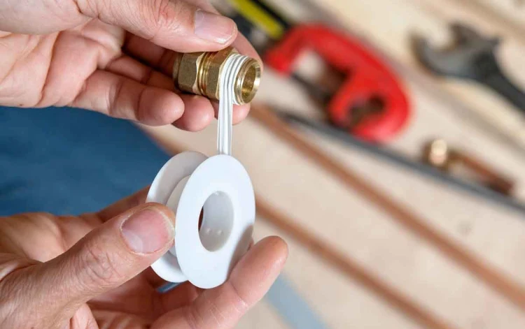 how to use teflon tape clockwise movements around the thread