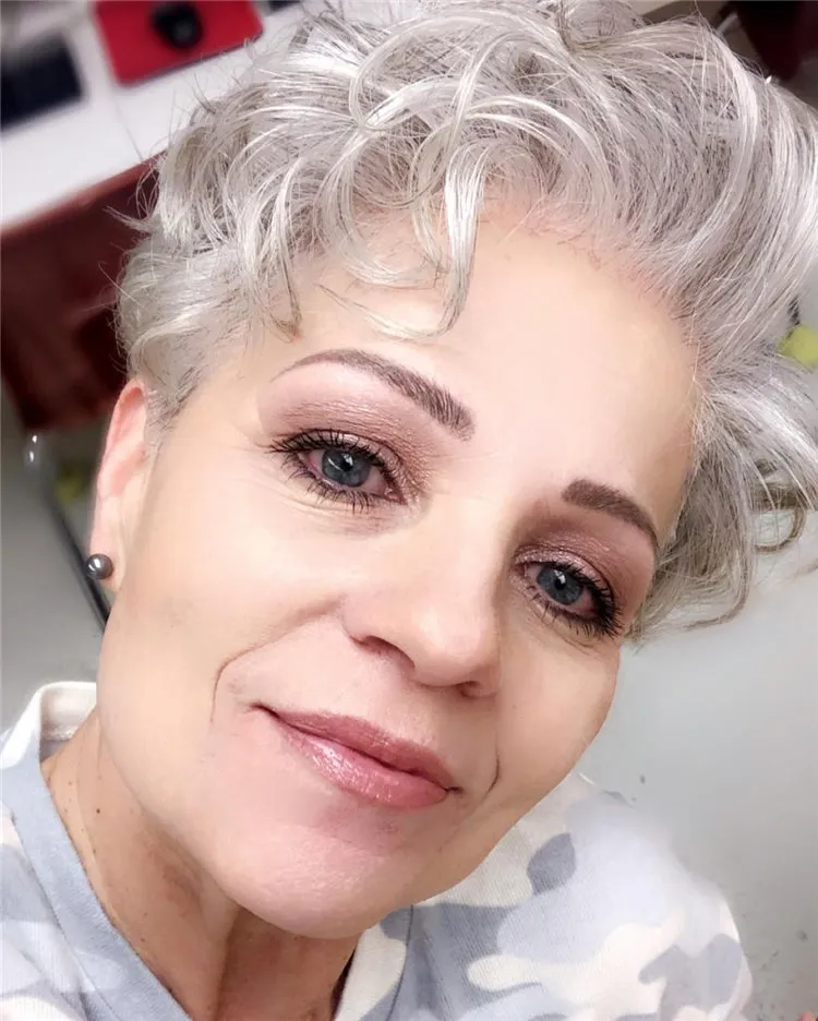 how to wear a pixie haircut at 50 white hair wide curls