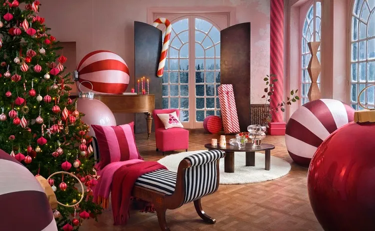 living room Christmas decoration 2022 trend