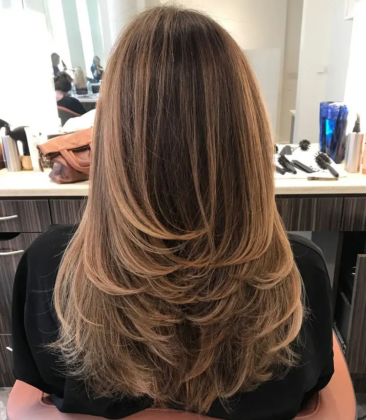 long layered hairstyle in u shape balayage technique