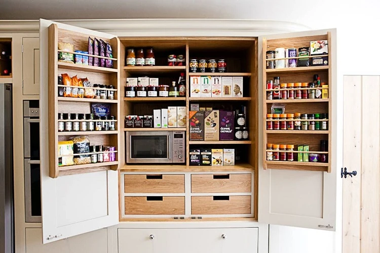 optimize-pantry-kitchen-space-organization-zone-distribution