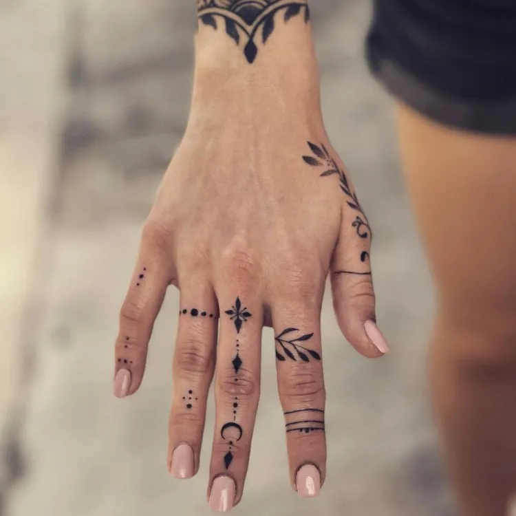 tattoo trends 2022 for men and women