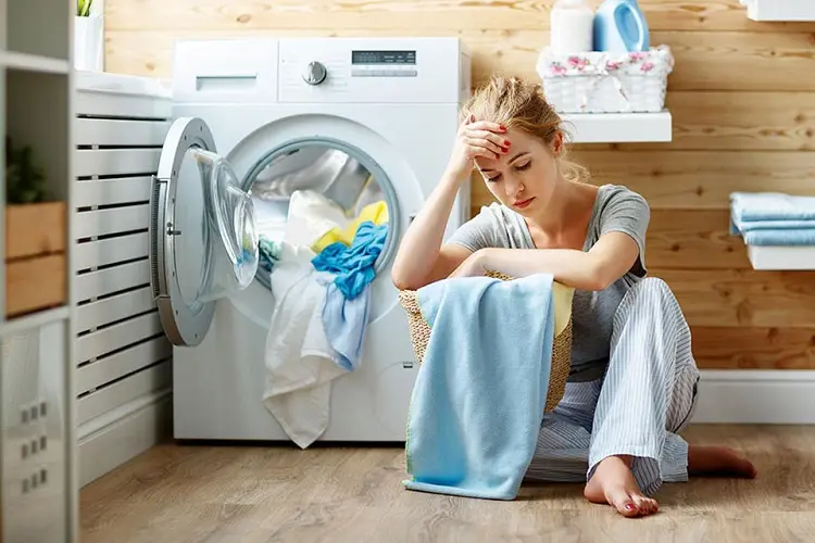 things to avoid putting in the washing machine clothes helpful advice housekeeping