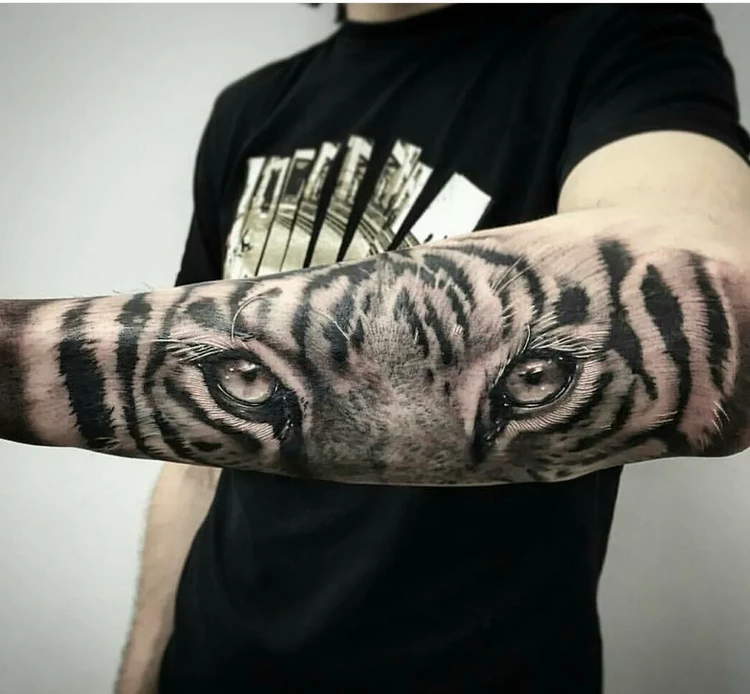 tiger eyes tattoo for men