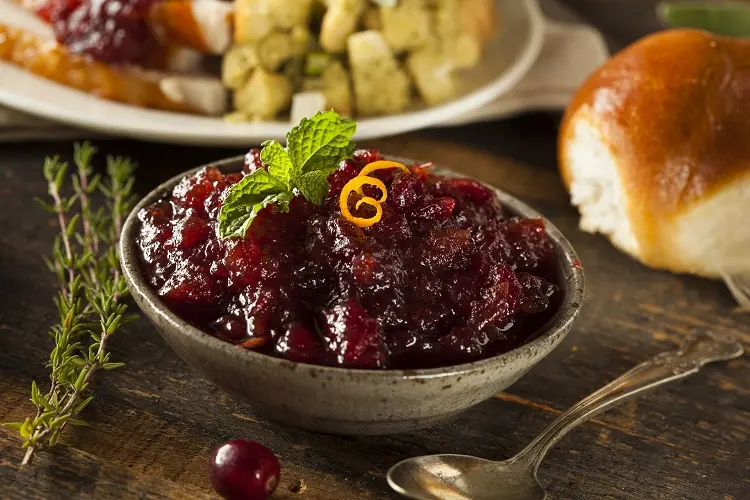 what to do with leftover cranberry sauce thanksgiving food ideas recipes easy