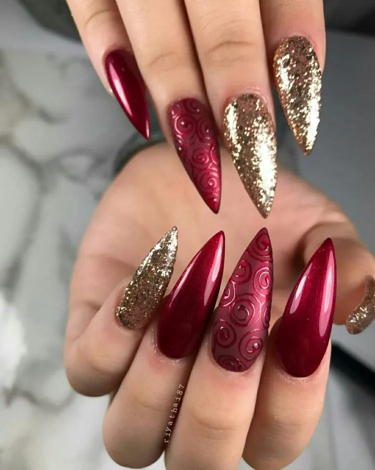Christmas nails red and gold festive nail art 2022 long stiletto nails