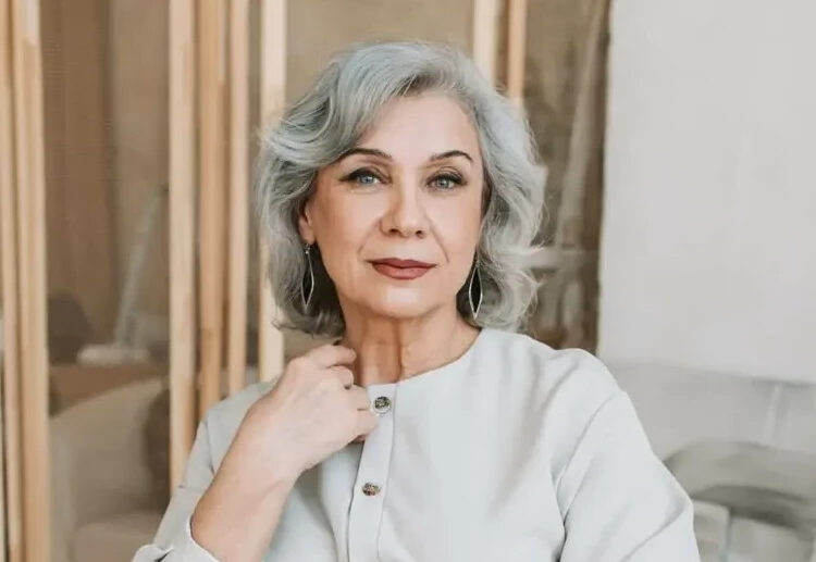 Elegant-hairstyles-for-women-over-60-Short-medium-and-long-haircuts