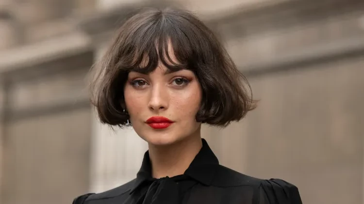 French-Bob-with-bangs-layered-Short-Hairstyles