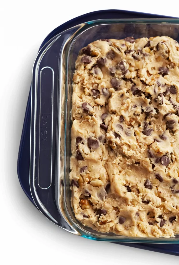 How to store cookie dough in the fridge or freezer