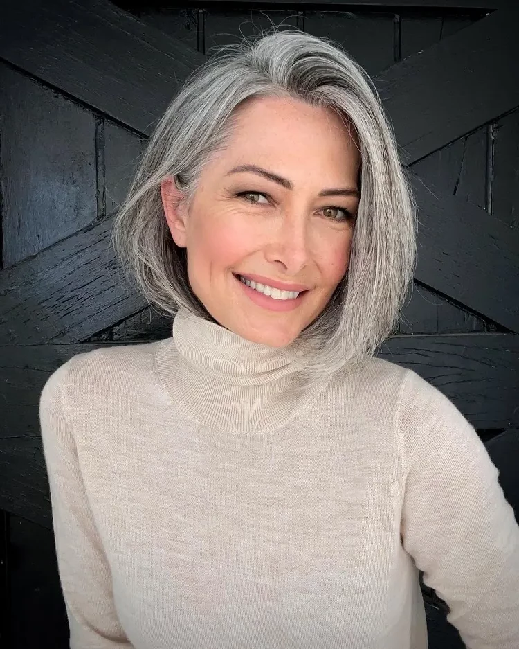 Inverted-bob-haircut-trend-2023-women-over-50