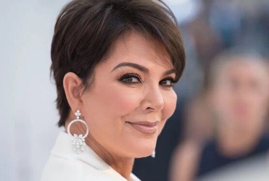 Short-hairstyles-for-women-over-50-trendy-haircuts-for-mature-women