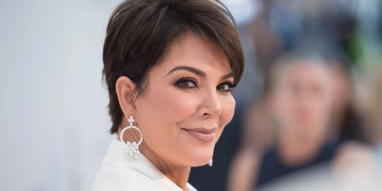What are the most modern short hairstyles for women over 50