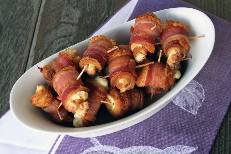 appetizers for New Year's party roll ups bacon slices of bread cream cheese 3-ingredient