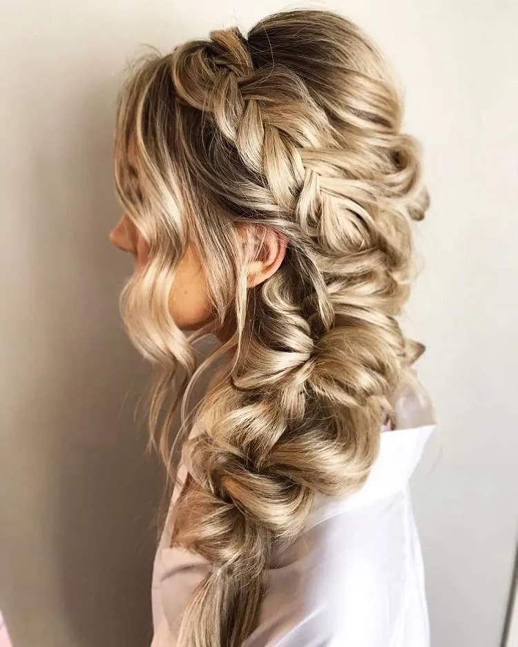 50 Romantic Bridal Updos For Your Wedding Day - BelleTag