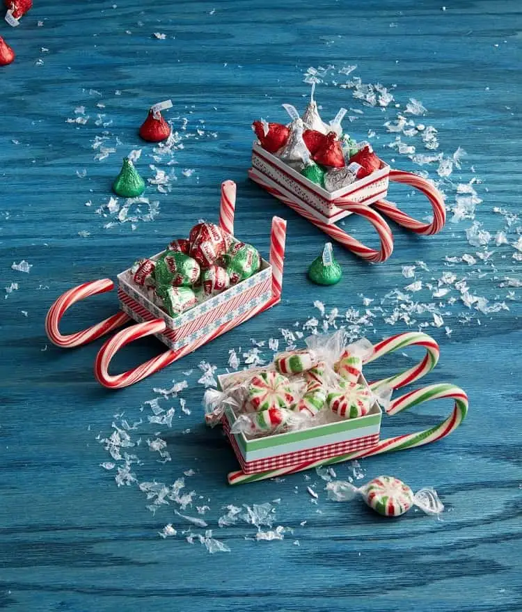 candy cane sleds_creative christmas decorations ideas