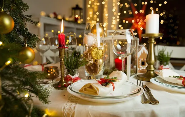 christmas dinner ideas decorations napkin folding centerpiece wreath