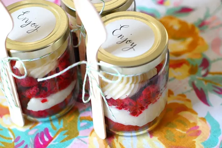 cupcake in a jar christmas gift ideas recipe trendy easy to make sweet and delicious